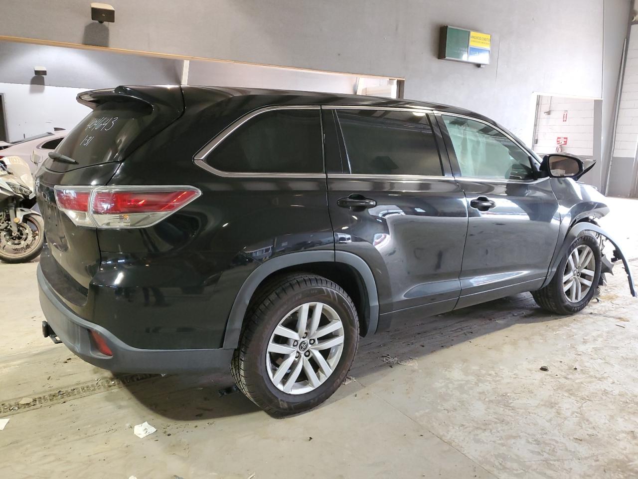 2016 TOYOTA Highlander VIN 5TDZKRFH2GS124099 photo 3