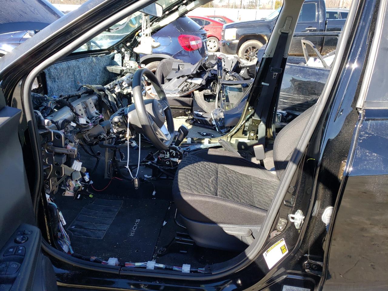 2022 NISSAN Kicks VIN 3N1CP5BVXNL497263 photo 7