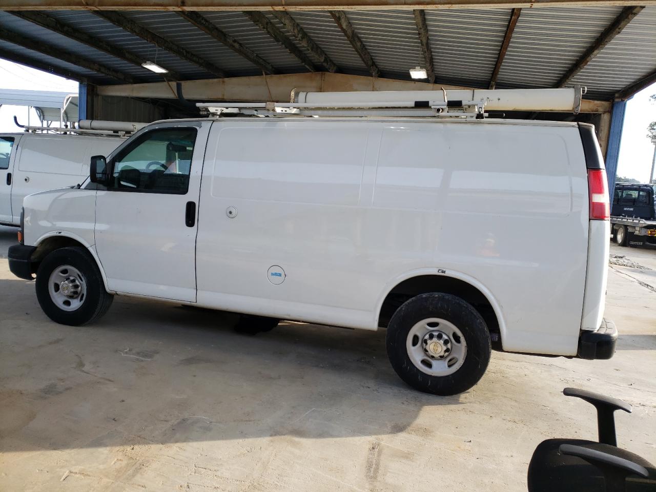 2012 CHEVROLET Express 2500 VIN 1GCWGFCB0C1116867 photo 2