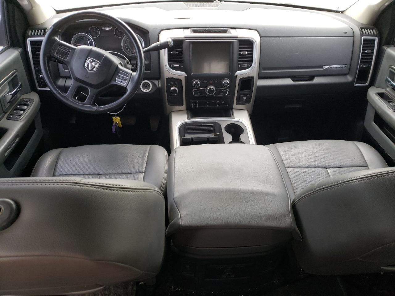 2016 RAM 2500 slt VIN 3C6UR5DL0GG102243 photo 8