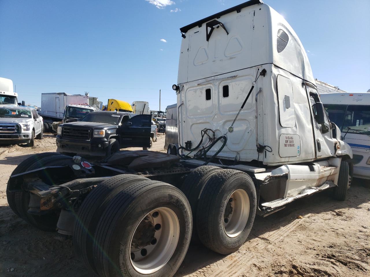 2012 FREIGHTLINER All other VIN 1FUJGLDR0CSBT4036 photo 4