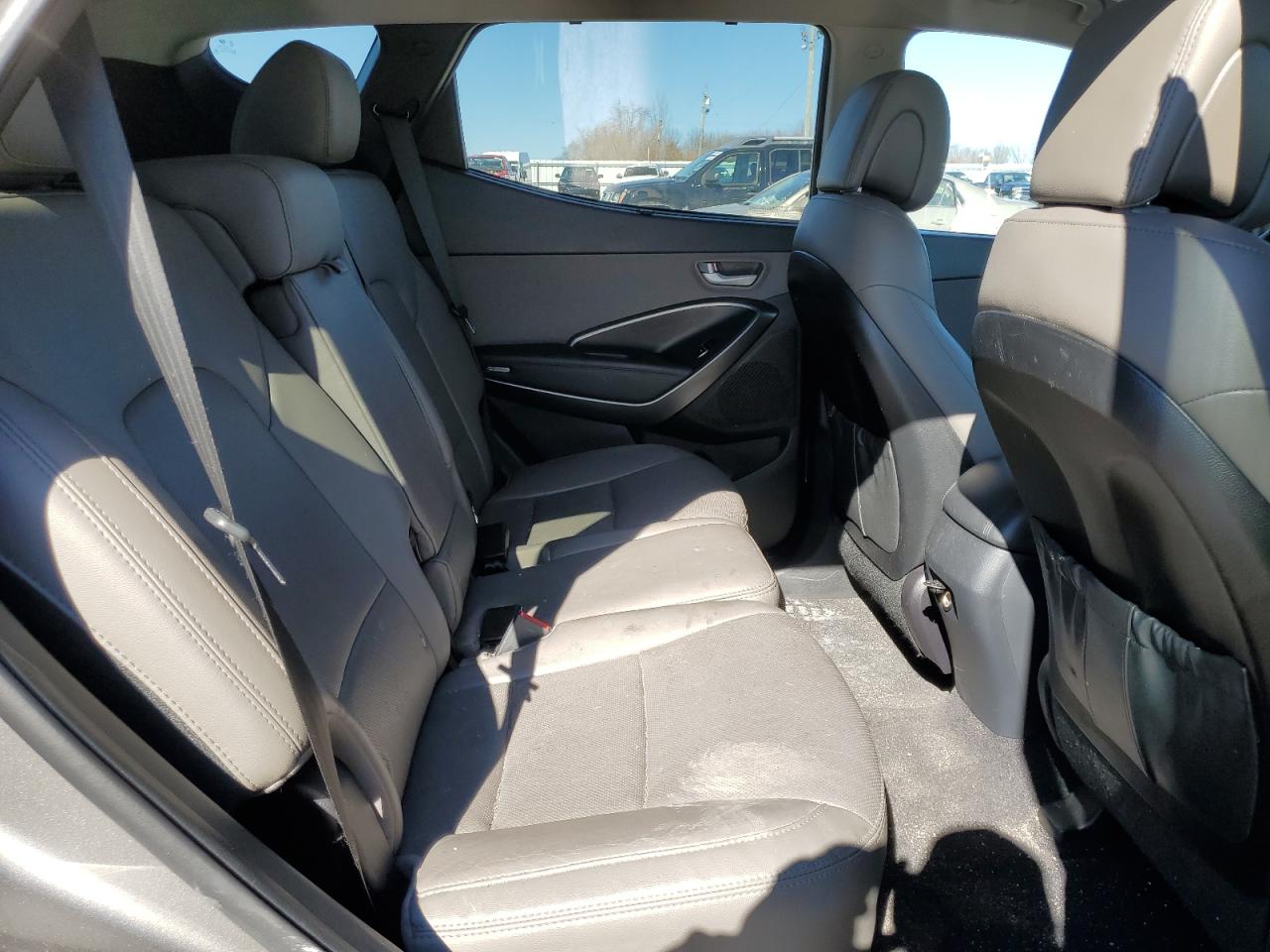 2017 HYUNDAI Santa fe VIN 5NMZUDLB9HH050262 photo 11