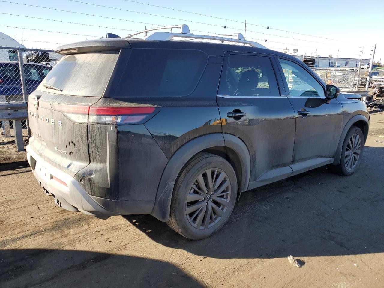 2022 NISSAN Pathfinder VIN 5N1DR3CD2NC246489 photo 3