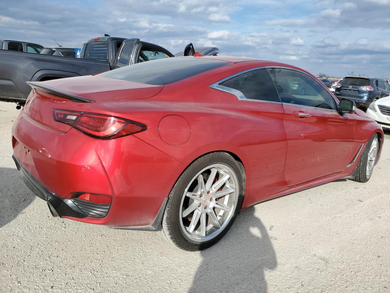 2019 INFINITI Q60 VIN JN1FV7EK4KM360627 photo 3