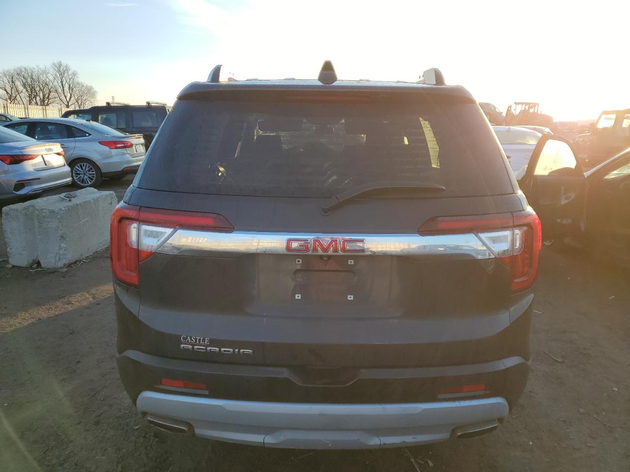 2020 GMC Acadia VIN 1GKKNKLS9LZ121018 photo 6