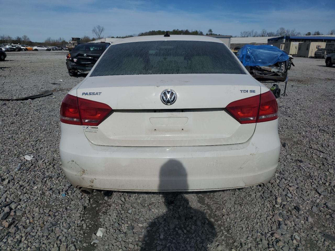 2015 VOLKSWAGEN Passat VIN 1VWBV7A34FC085005 photo 6