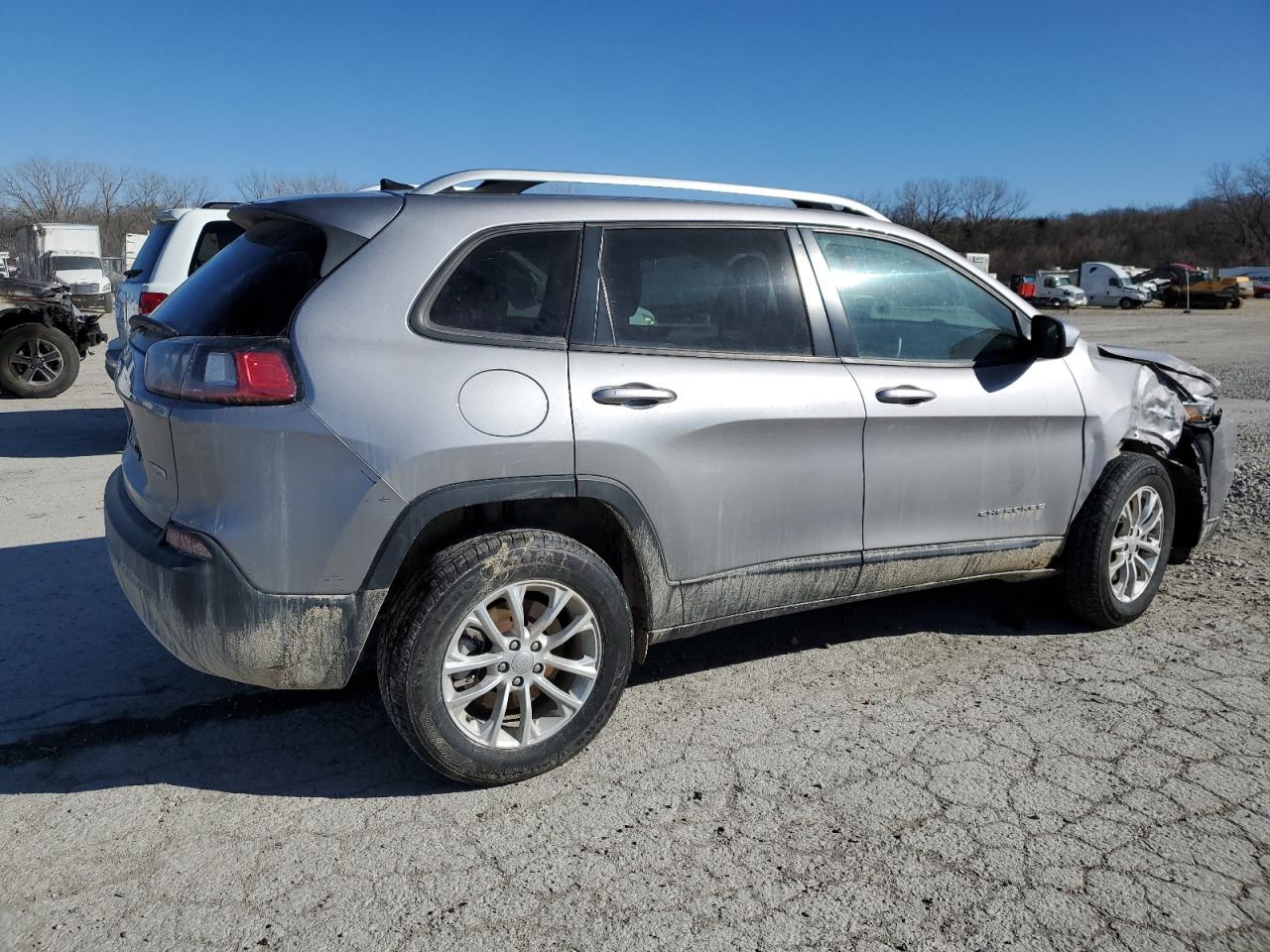2020 JEEP Grand cherokee VIN 1C4PJMCB8LD615747 photo 3