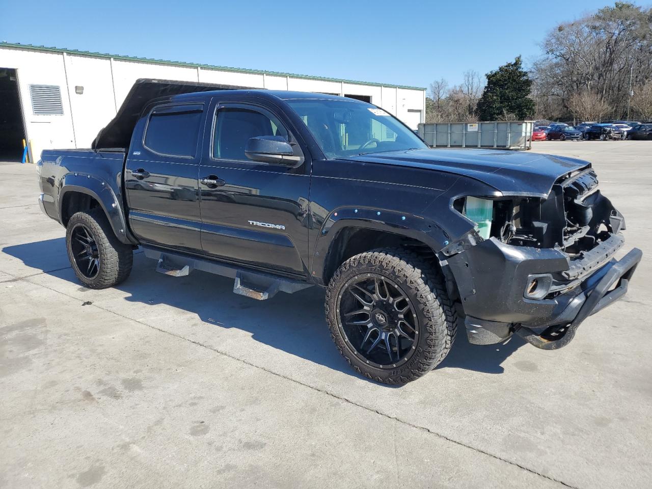2017 TOYOTA Tacoma VIN 5TFAZ5CN8HX038254 photo 4