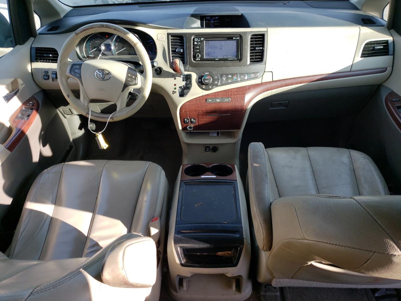 2013 TOYOTA Sienna xle VIN 5TDYK3DC5DS368115 photo 8