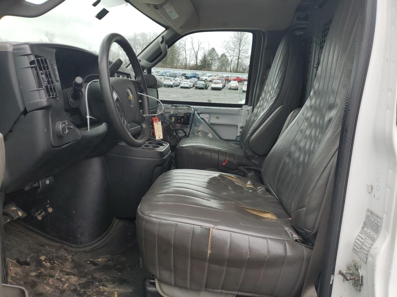2016 Chevrolet Express 2500 VIN 1GCWGAFF6G1121269 photo 7