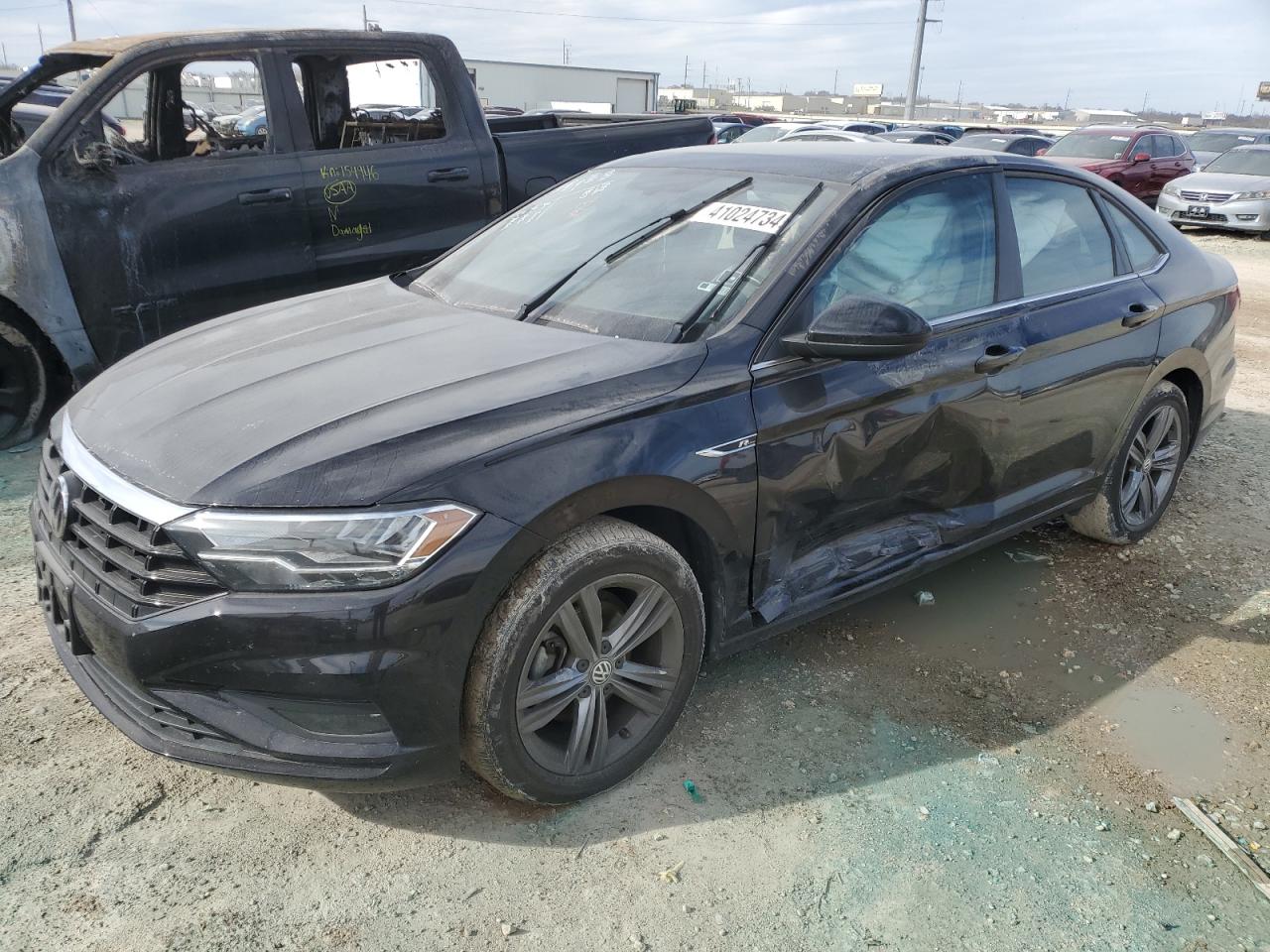 2019 Volkswagen Jetta VIN 3VWC57BU9KM079463 photo 1