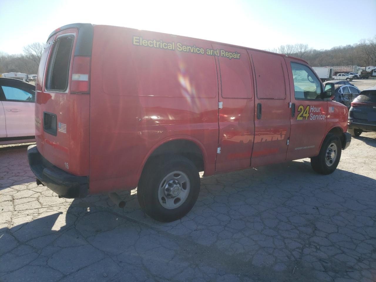 2013 CHEVROLET Express 2500 VIN 1GCWGFCA9D1186960 photo 3