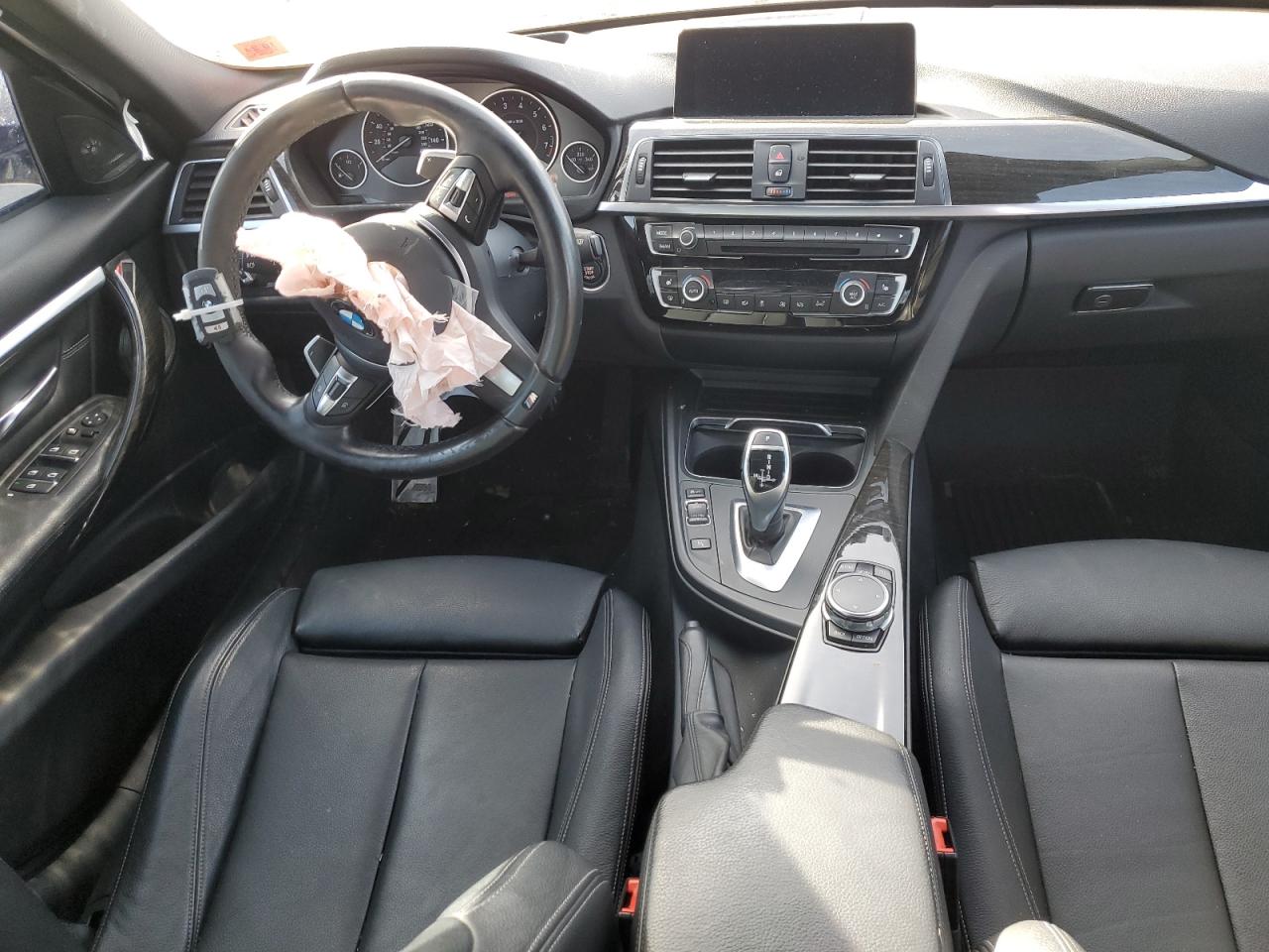 2016 BMW 3 series VIN WBA8B7G51GNT14046 photo 8