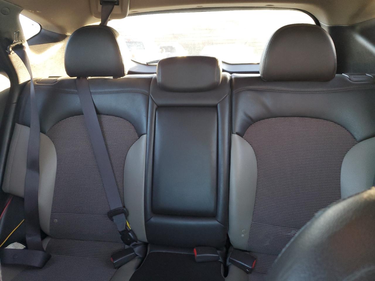 2013 HYUNDAI Tucson VIN KM8JUCAC4DU676948 photo 10