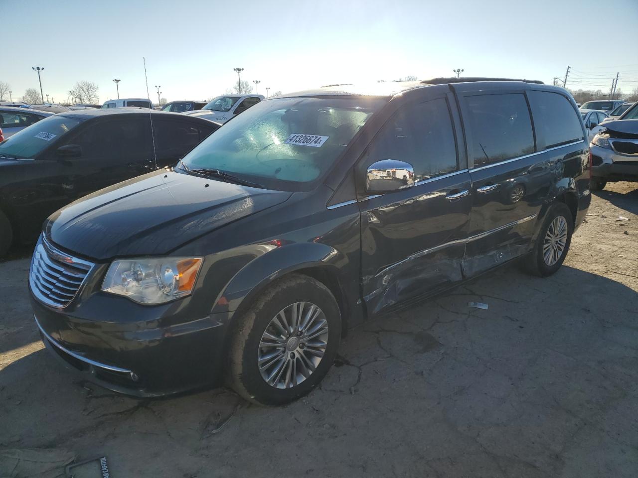 2014 Chrysler Minivan VIN 2C4RC1CG7ER133669 photo 1