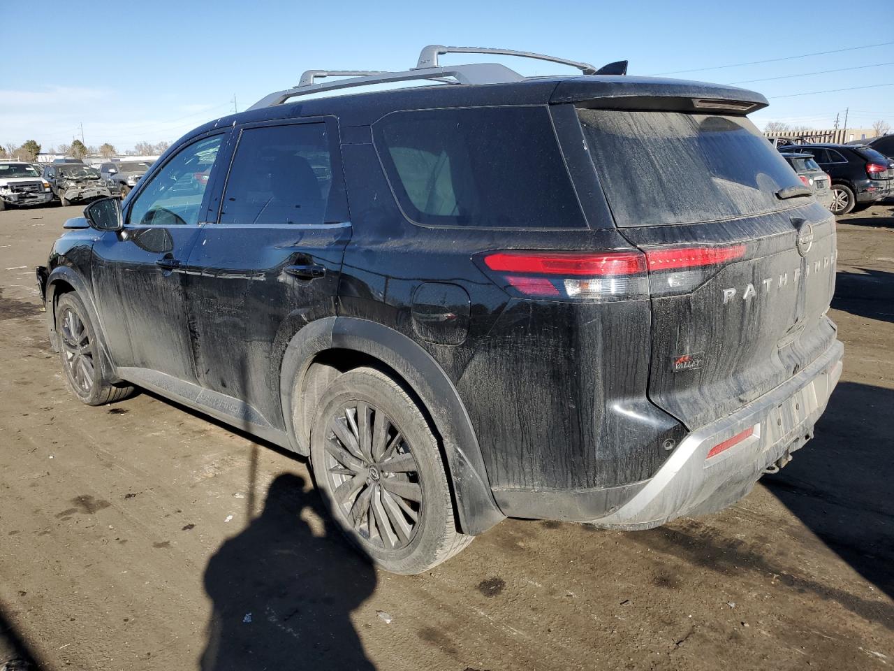 2022 NISSAN Pathfinder VIN 5N1DR3CD2NC246489 photo 2