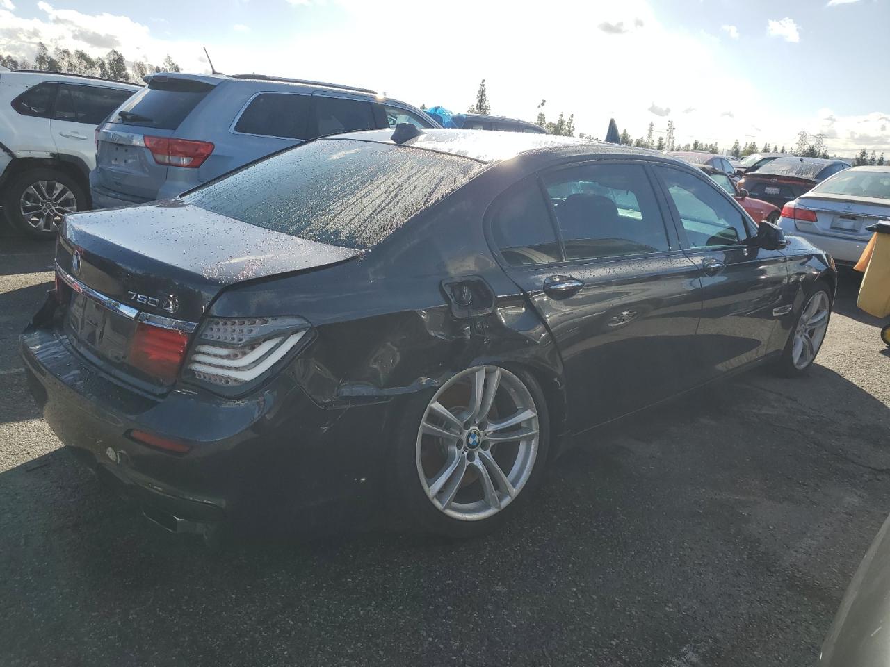 2015 BMW 7 series VIN WBAYE8C5XFD780825 photo 3