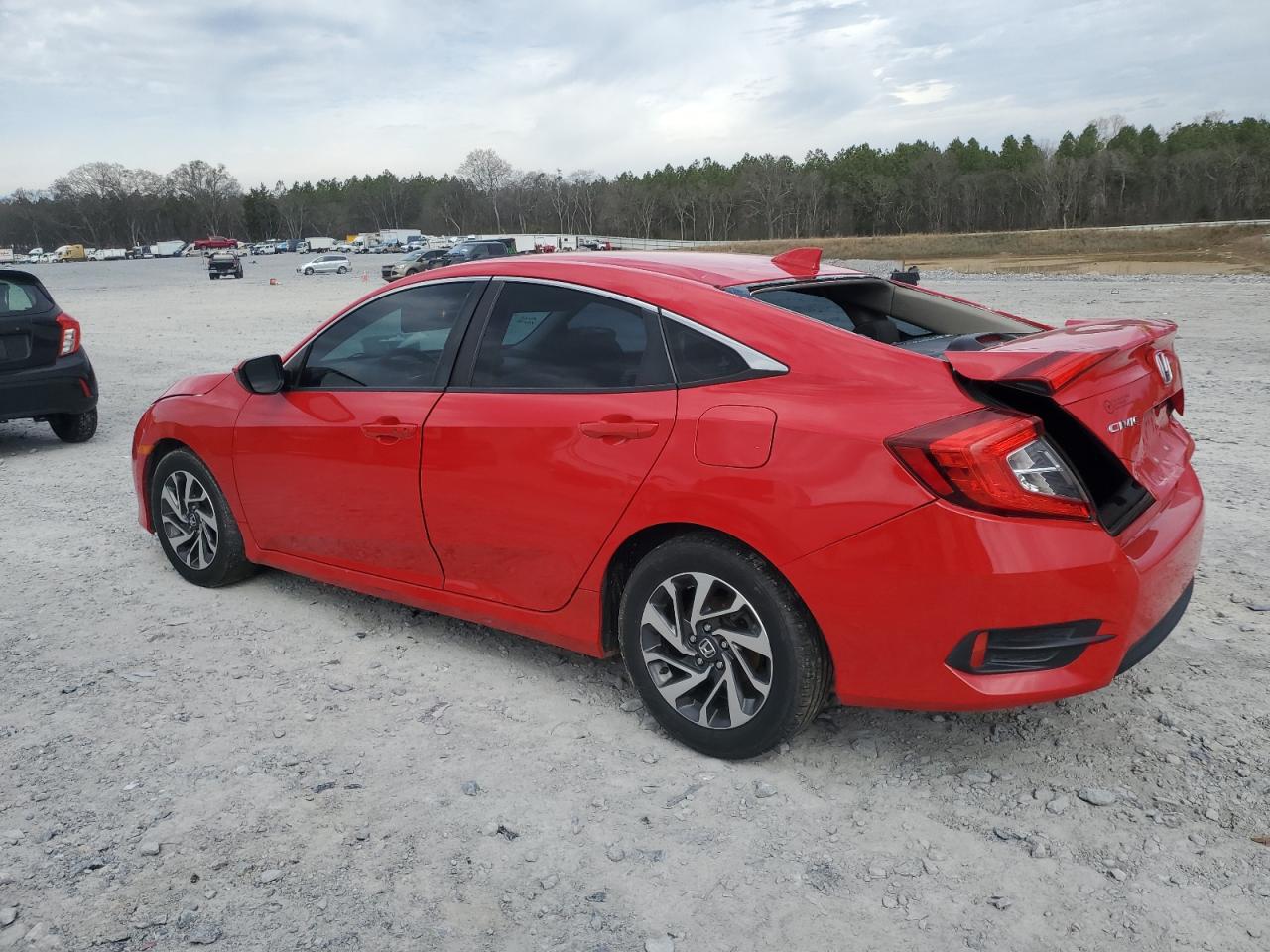 2017 Honda Civic VIN 2HGFC2F73HH520820 photo 2