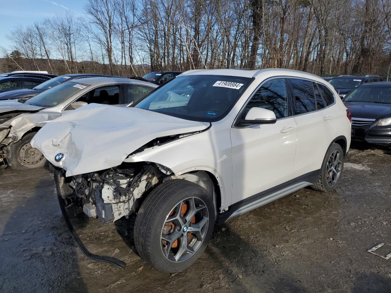 2018 BMW X1 VIN WBXHT3C33J3H30542 photo 1