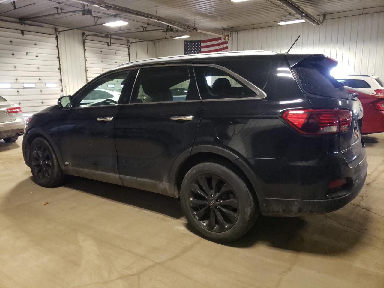 2020 KIA Sorento VIN 5XYPHDA51LG679719 photo 2