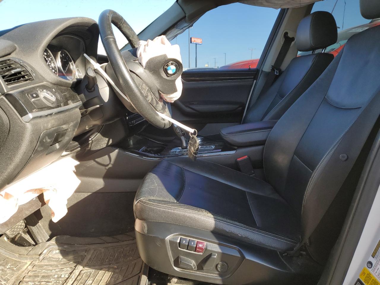 2017 BMW X3 VIN 5UXWZ7C32H0V90047 photo 7