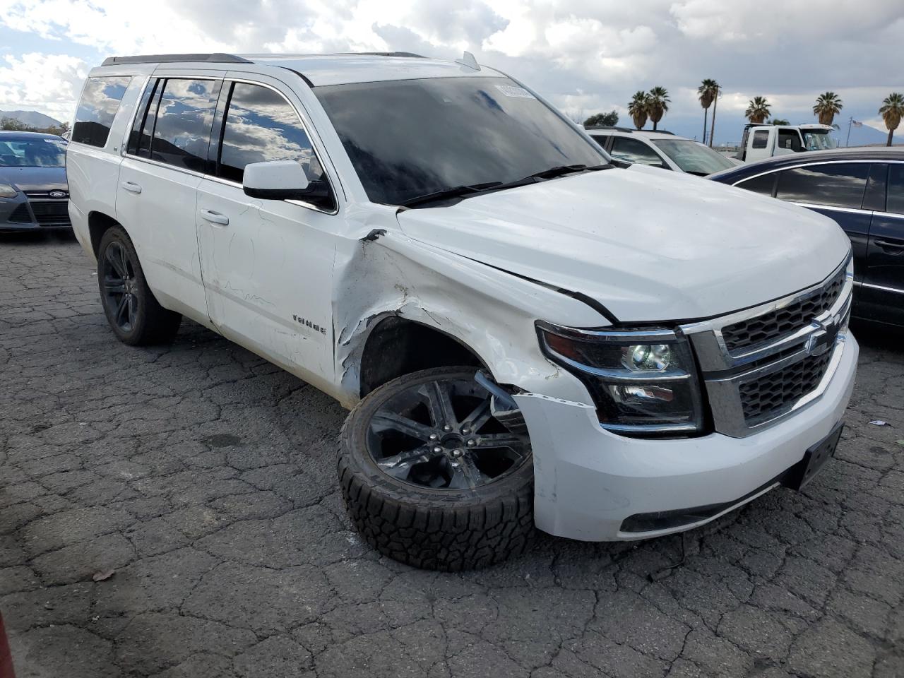 2016 CHEVROLET Tahoe VIN 1GNSCBKC6GR138304 photo 4