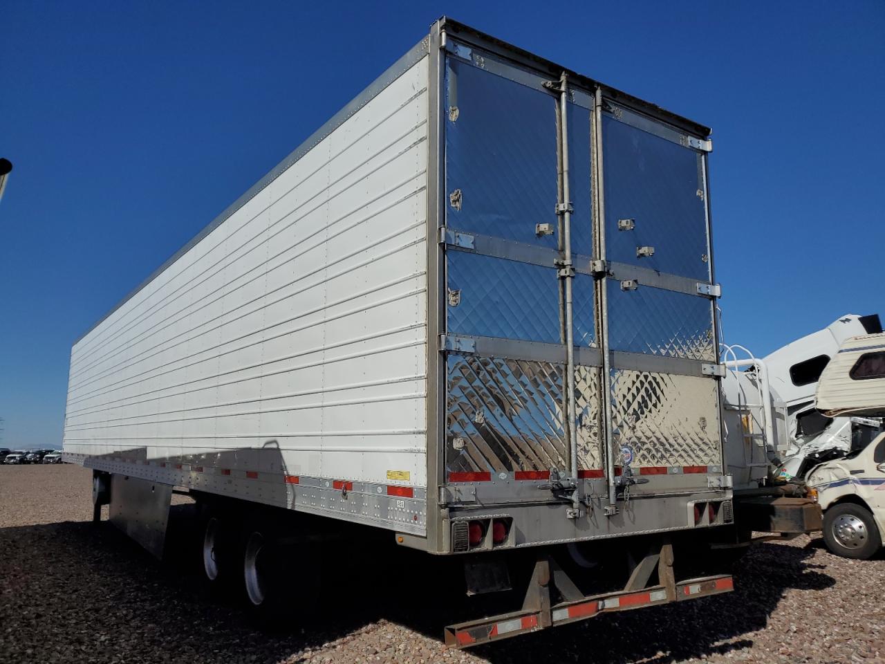 2013 UTILITY Reefer VIN 1UYVS2538DM691602 photo 3