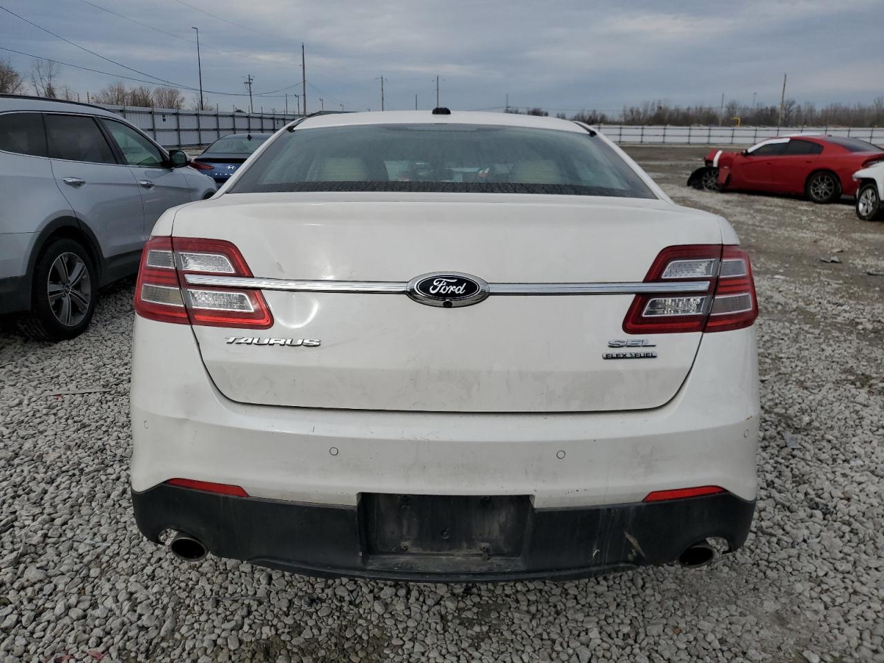 2014 FORD Taurus VIN 1FAHP2E8XEG173747 photo 6