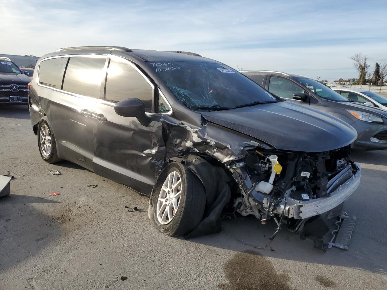 2020 CHRYSLER Minivan VIN 2C4RC1DG4LR157035 photo 4