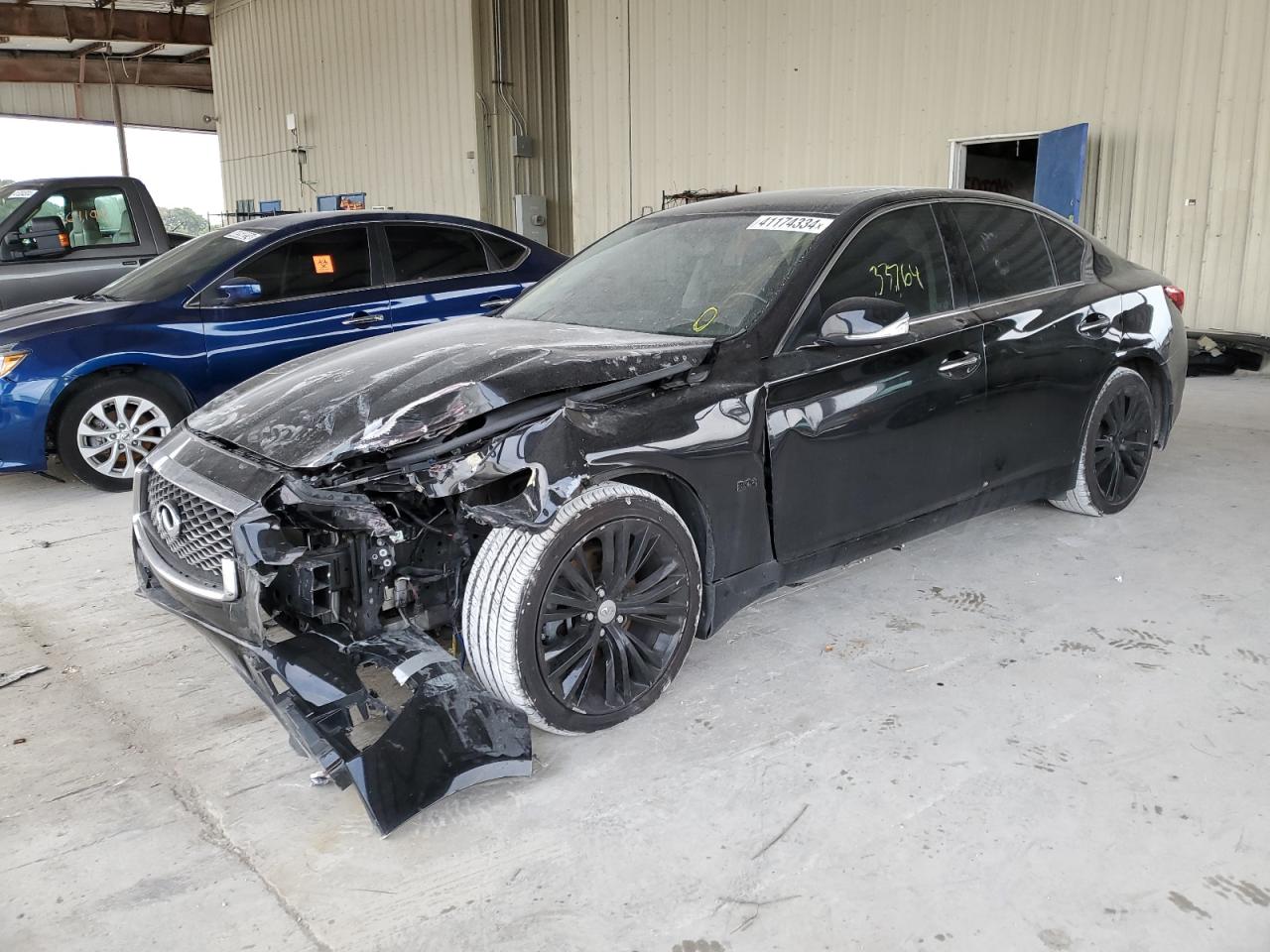 2018 INFINITI Q50 VIN JN1EV7AR6JM434949 photo 1
