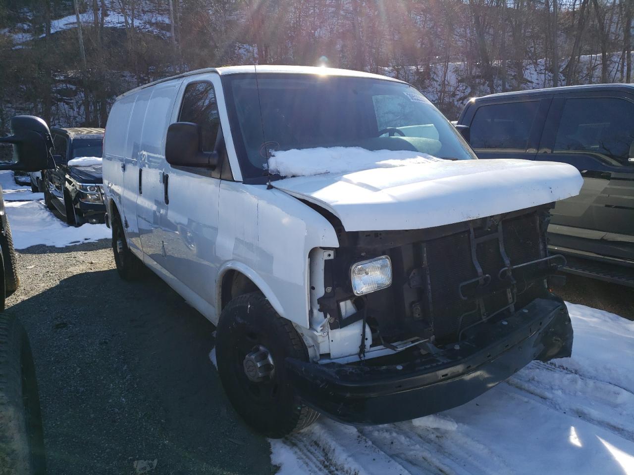 2012 CHEVROLET Express 2500 VIN 1GCWGFFAXC1109279 photo 4