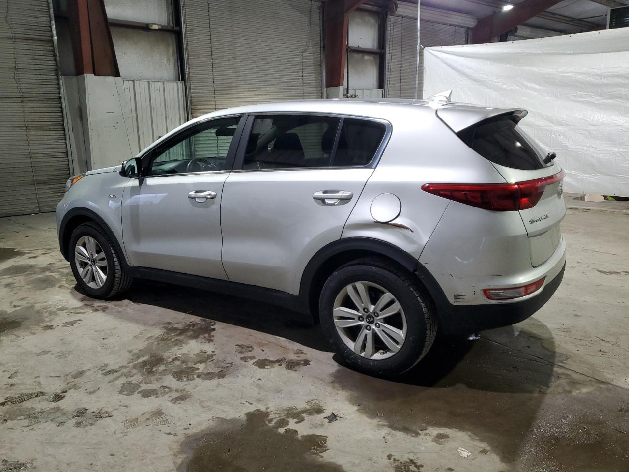 2017 KIA Sportage VIN KNDPMCACXH7039548 photo 2