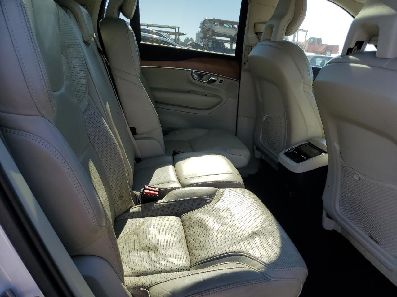 2017 VOLVO Xc90 VIN YV4A22PL5H1181707 photo 11