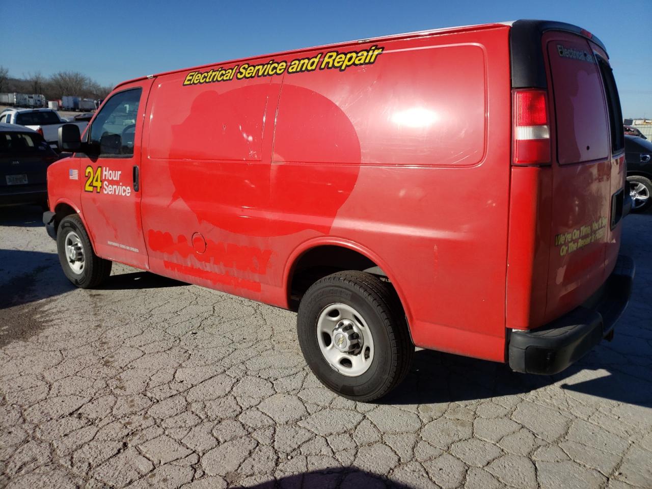2013 CHEVROLET Express 2500 VIN 1GCWGFCA9D1186960 photo 2