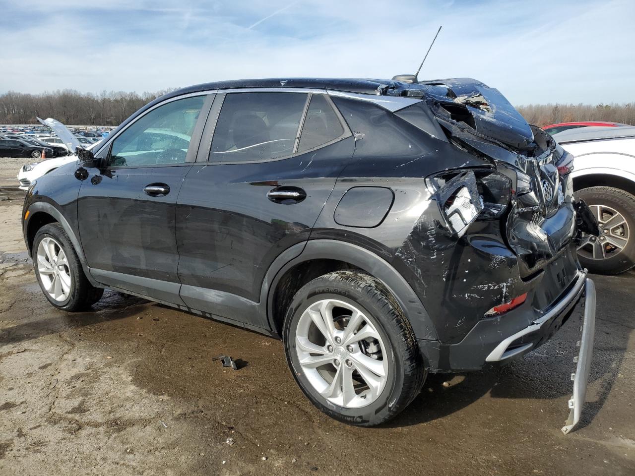 2022 BUICK Encore VIN KL4MMCSL5NB036075 photo 2