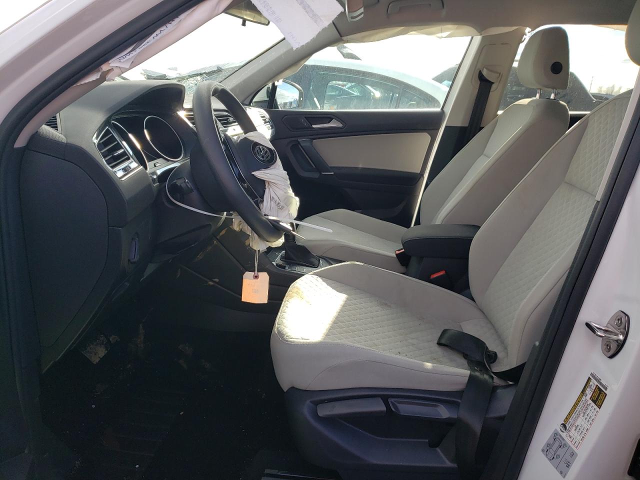 2020 VOLKSWAGEN Tiguan VIN 3VV0B7AX5LM068909 photo 7