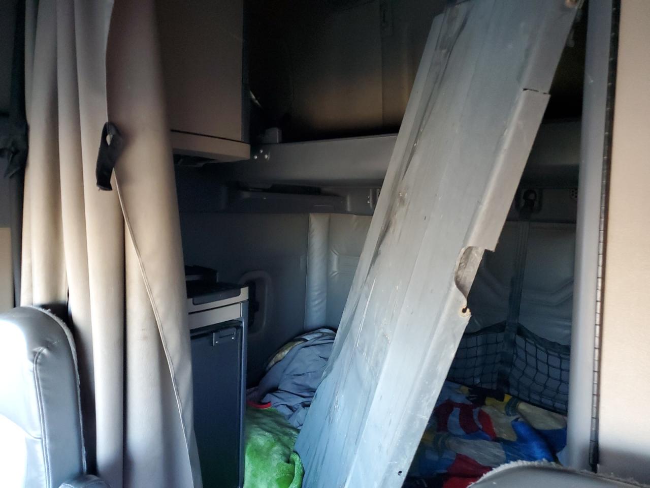 2018 FREIGLINER All other VIN 3AKJGLDR3JSHV1409 photo 6