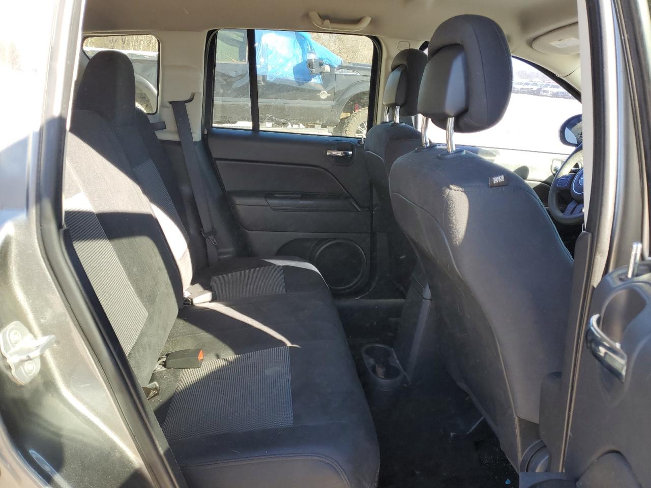 2013 JEEP Compass VIN 1C4NJDBB6DD209458 photo 10