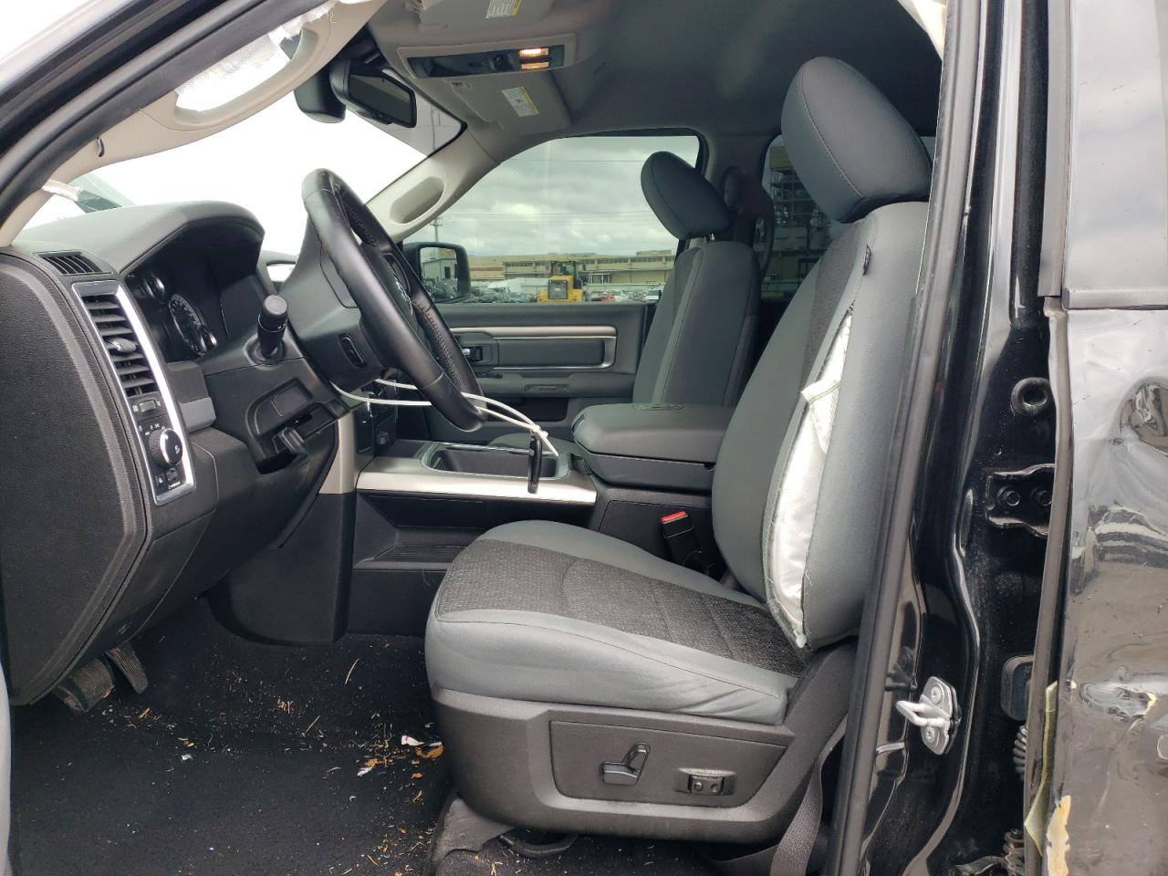2019 RAM 1500 VIN 1C6RR6LTXKS563481 photo 7