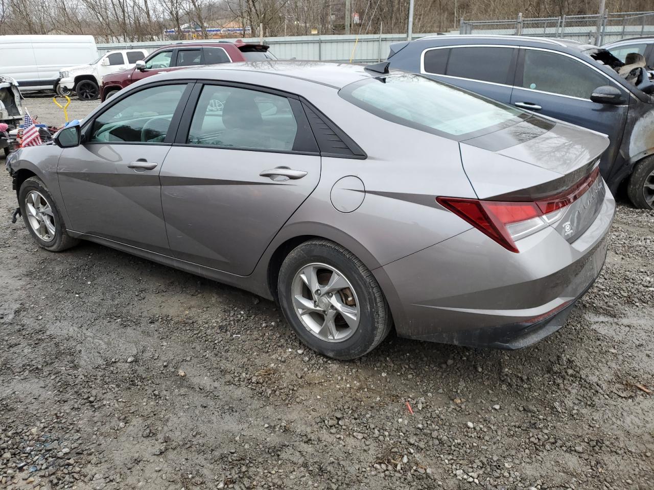 2022 HYUNDAI Elantra VIN KMHLL4AG4NU368135 photo 2