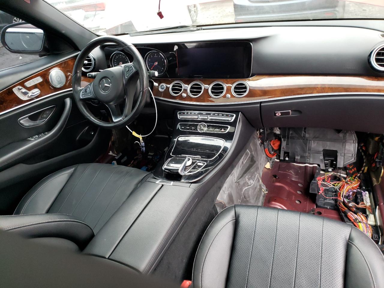 2017 MERCEDES-BENZ E-class VIN WDDZF4KB6HA037674 photo 8