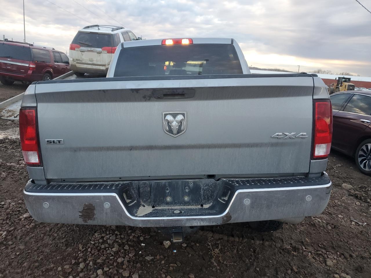 2022 RAM 1500 VIN 3C6RR7LG5NG301453 photo 6