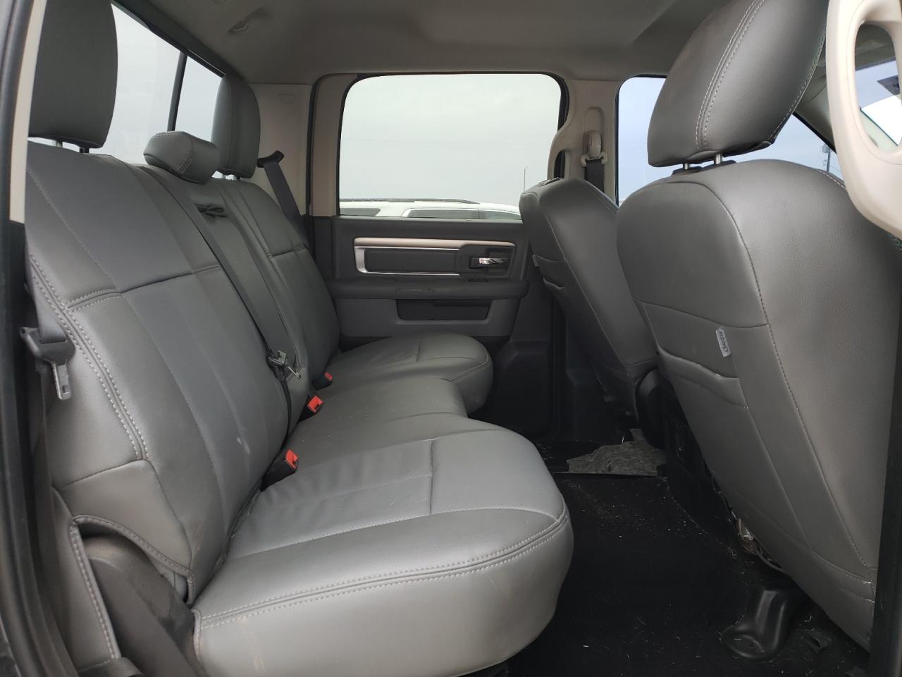 2016 RAM 2500 slt VIN 3C6UR5DL0GG102243 photo 10