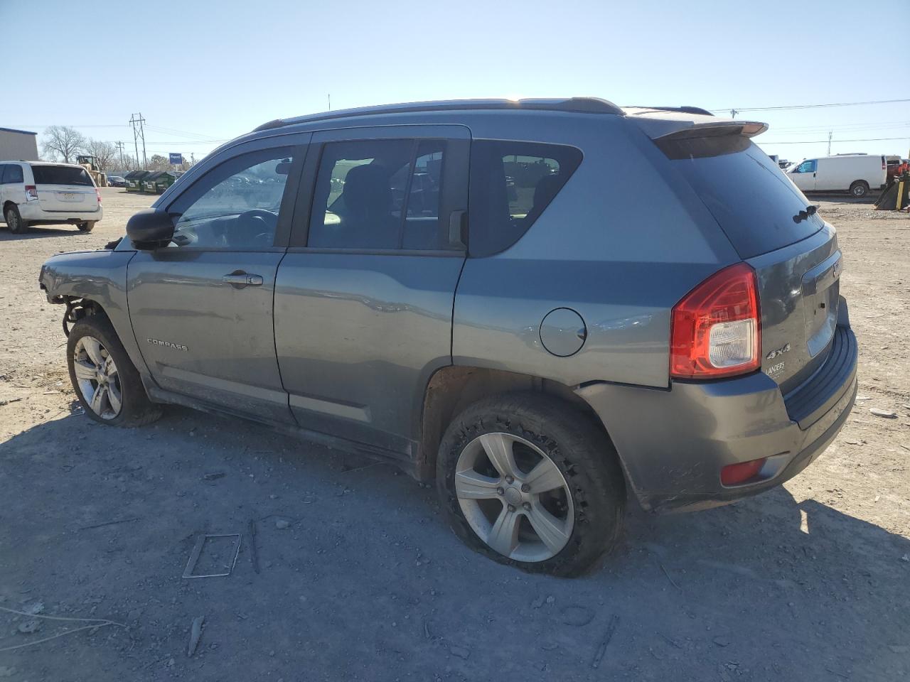 2013 JEEP Compass VIN 1C4NJDBB6DD209458 photo 2