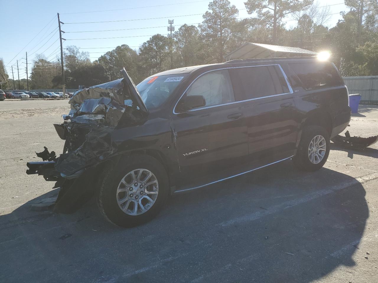 2018 GMC Yukon VIN 1GKS1GKC6JR333696 photo 1