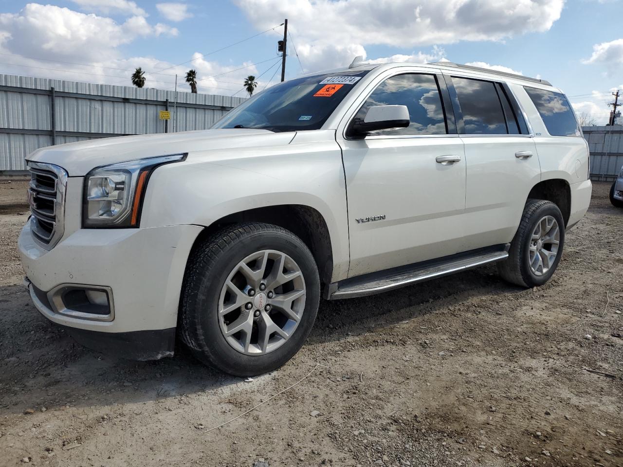2015 GMC Yukon VIN 1GKS1BKC8FR686550 photo 1