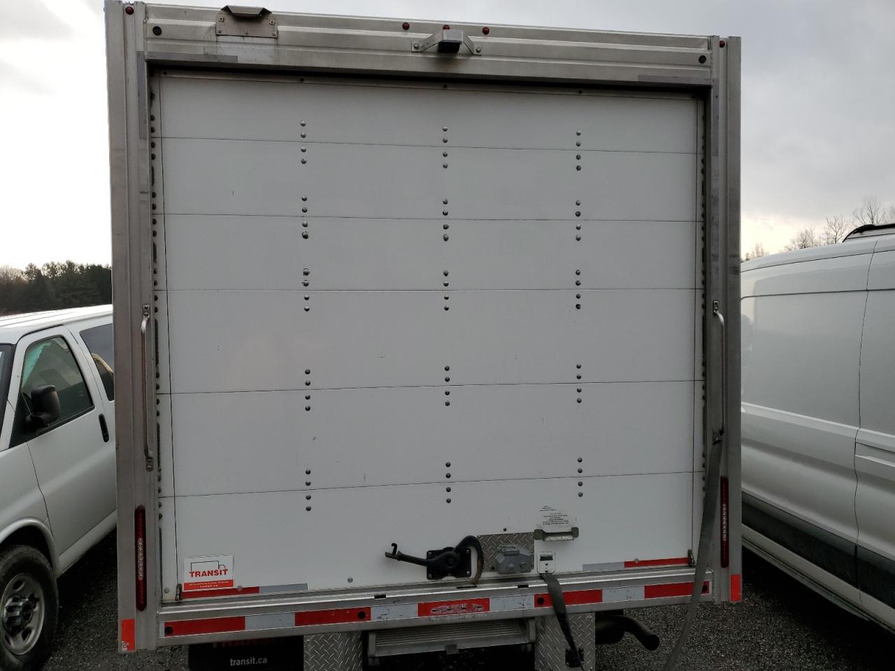 2019 GMC Savana VIN 7GZ37TCG8KN009427 photo 6