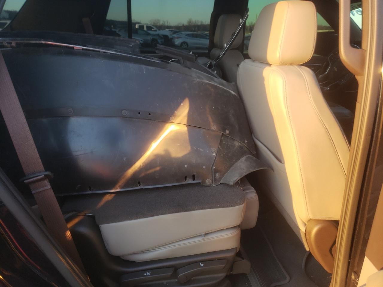 2021 CHEVROLET Tahoe VIN 1GNSCNKD3MR106769 photo 11