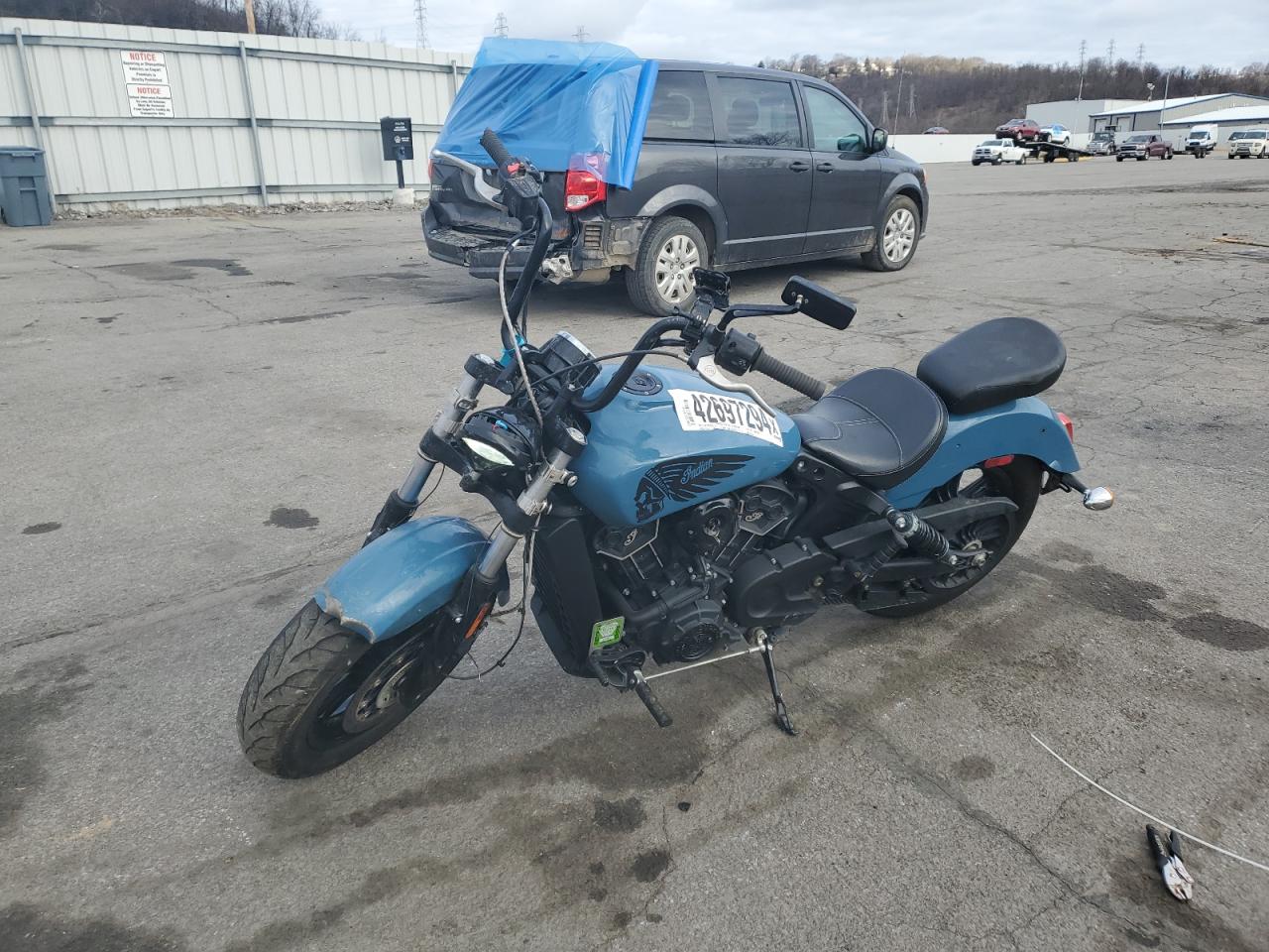 2022 INDIAN Motorcycle VIN 56KMSA110N3182744 photo 2