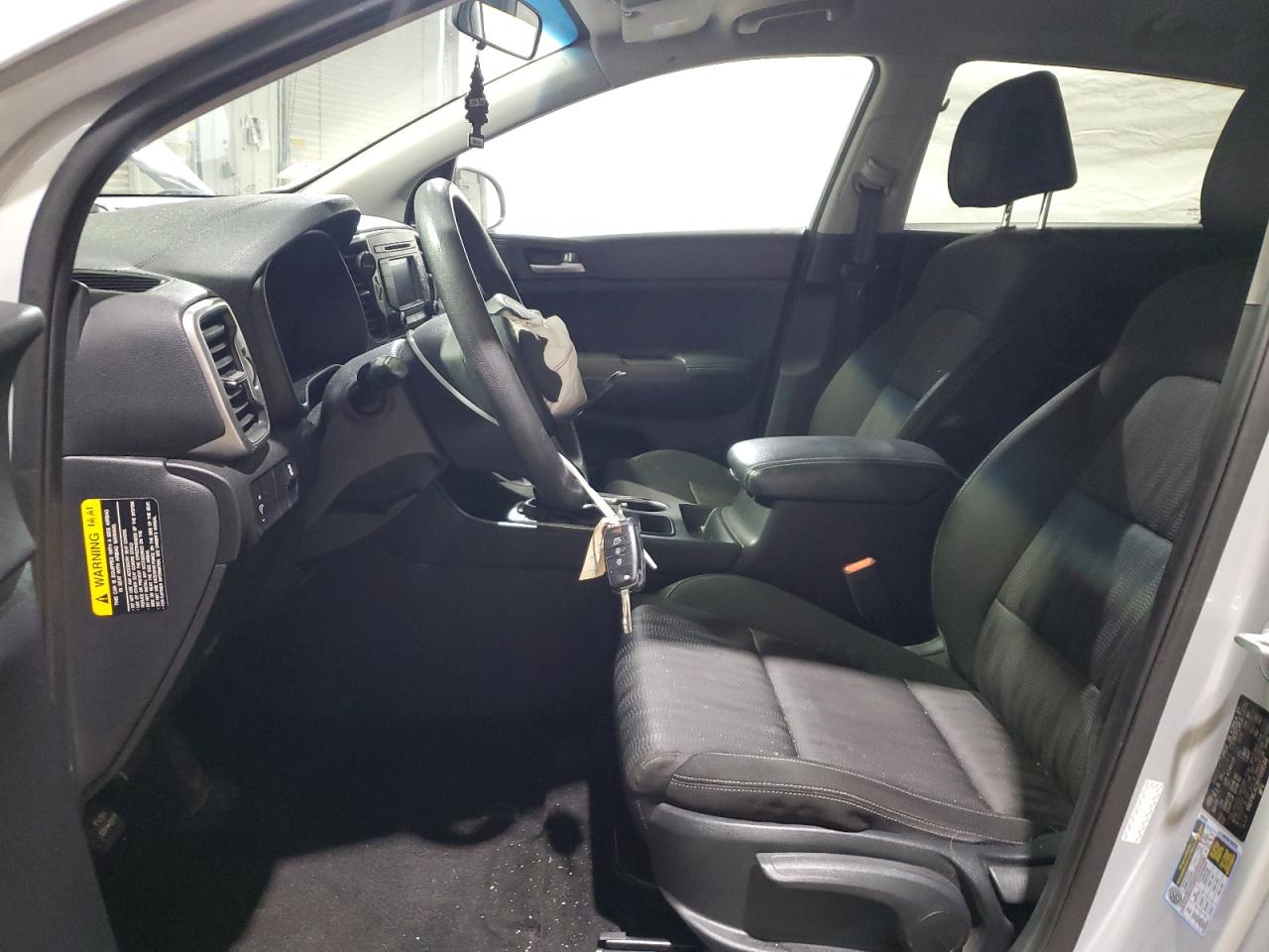 2017 KIA Sportage VIN KNDPMCACXH7039548 photo 7
